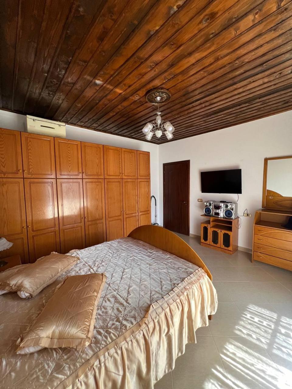 Villa Armando's Wooden Roof Berat
